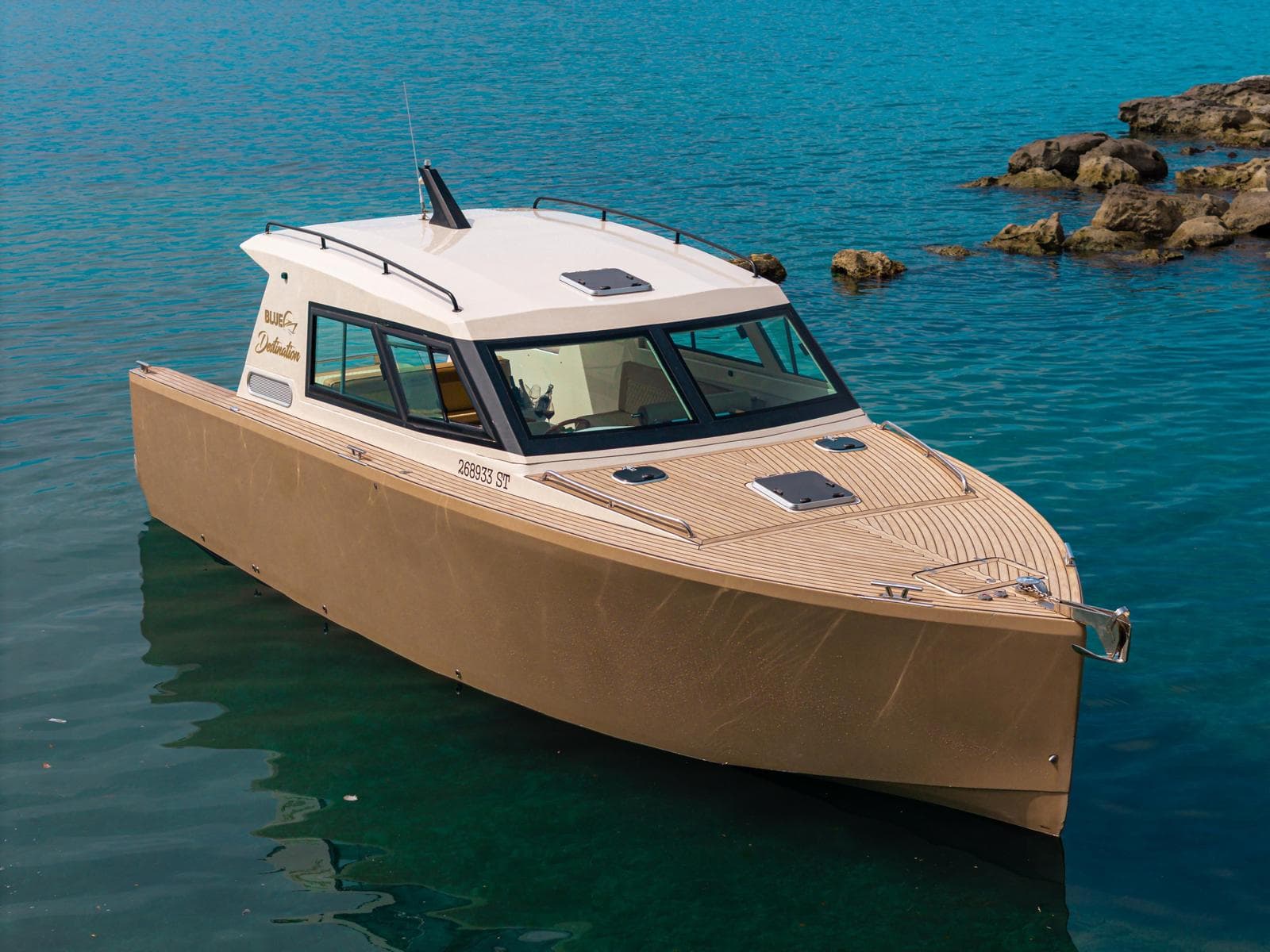 Blue cave & Five Islands Tour - Luxury Boat